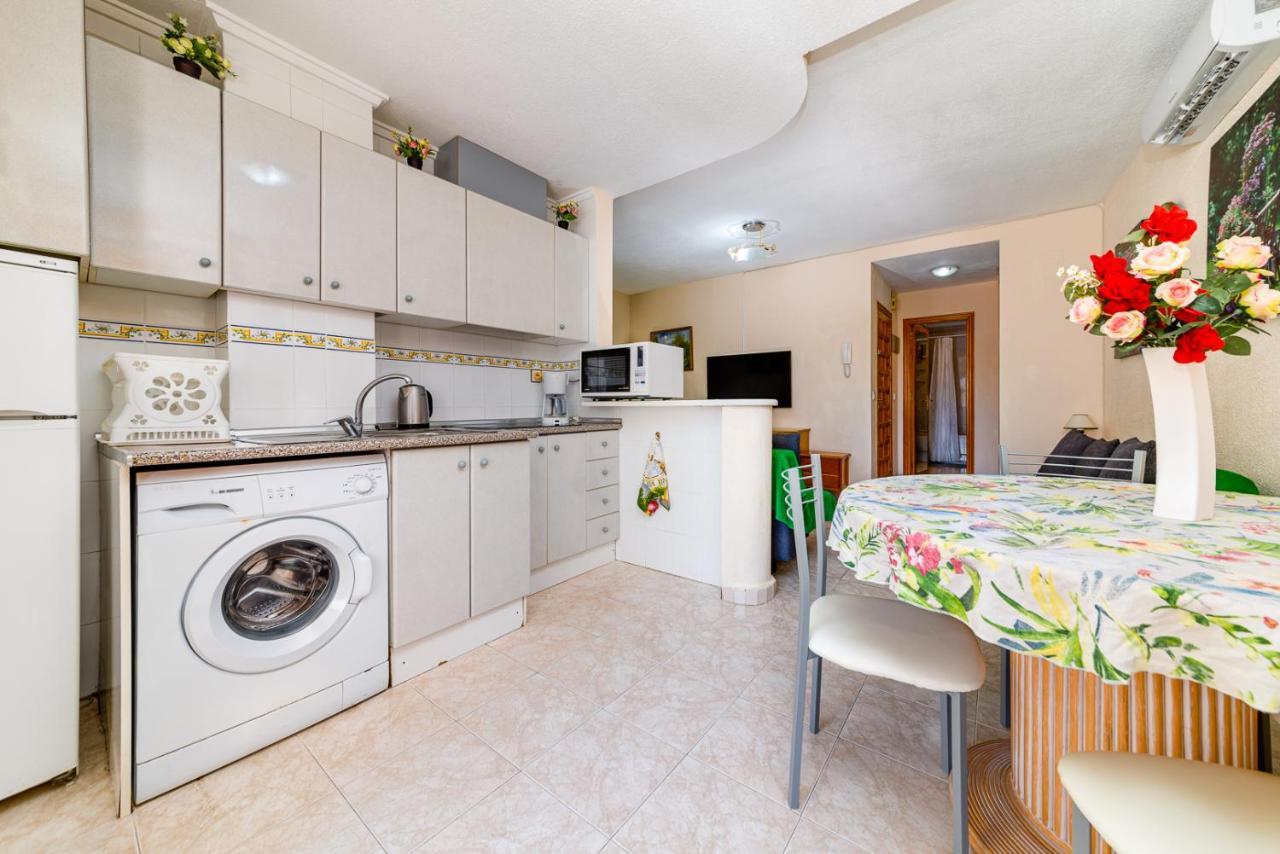 Apartment Studio Relax Torrevieja Zewnętrze zdjęcie