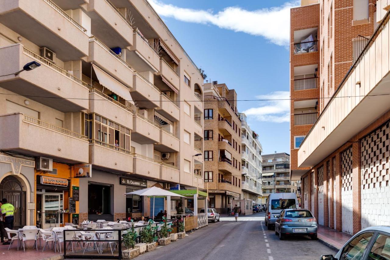 Apartment Studio Relax Torrevieja Zewnętrze zdjęcie